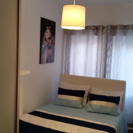Chalas Bedroom Nazar Apartment *